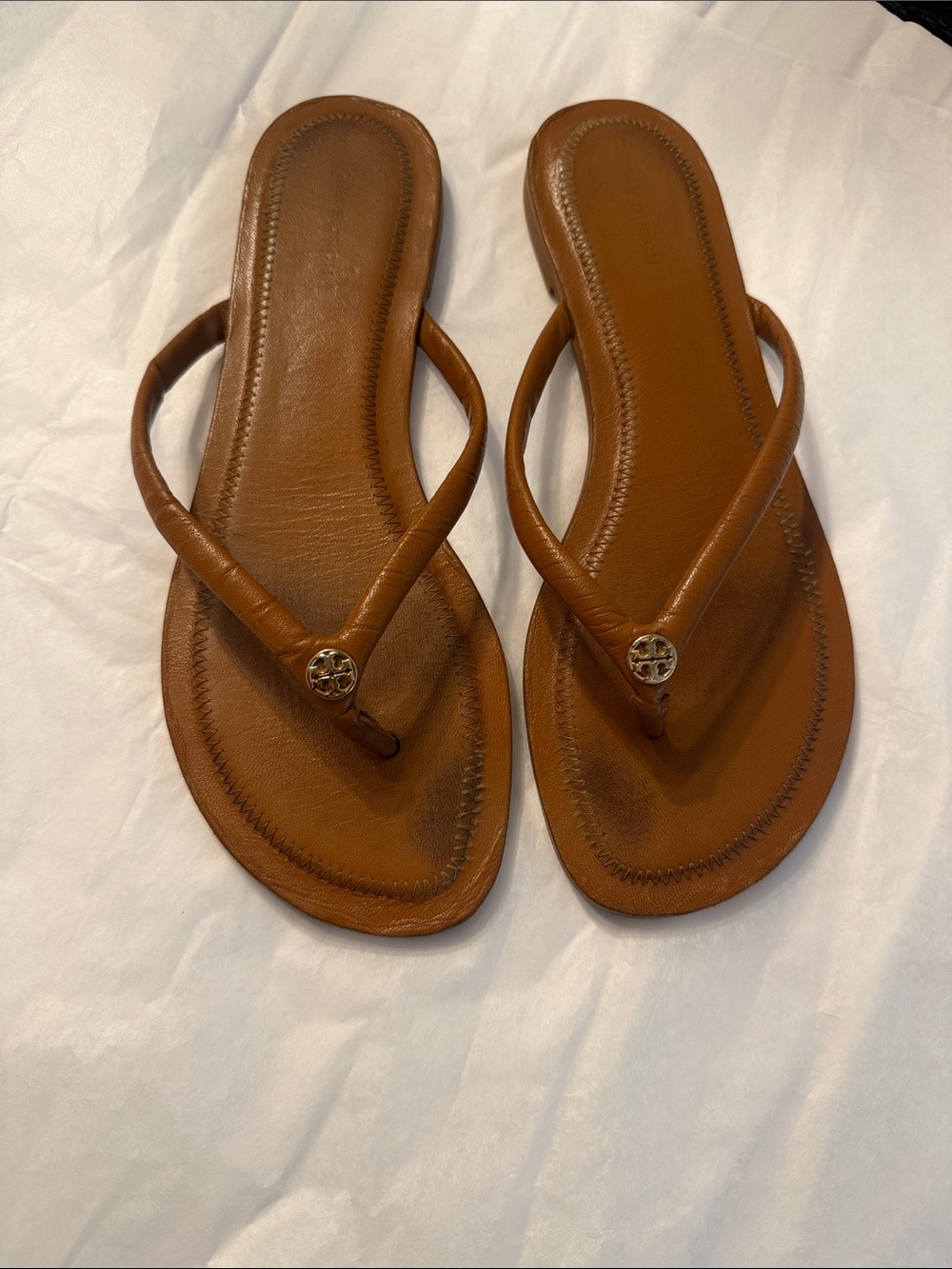 Women's TORY BURCH Tan Leather Thong Sandals with Gold Accent